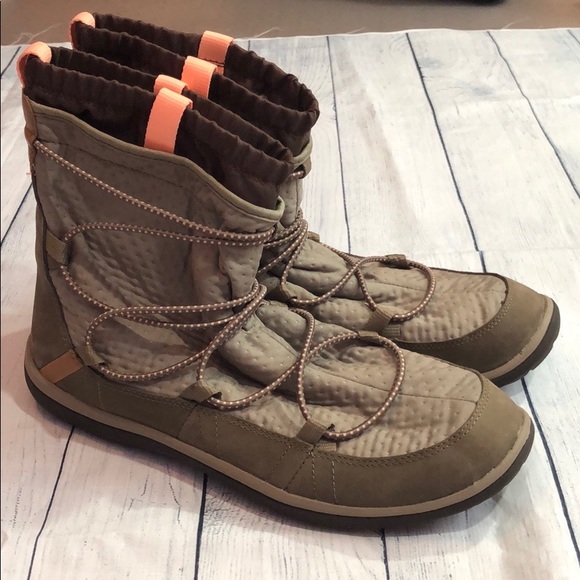 clarks winter ankle boots